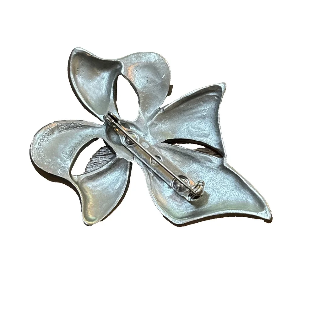 Vintage Seagull Canada Pewter Bow Brooch signed c1988 large silvertone metal pin